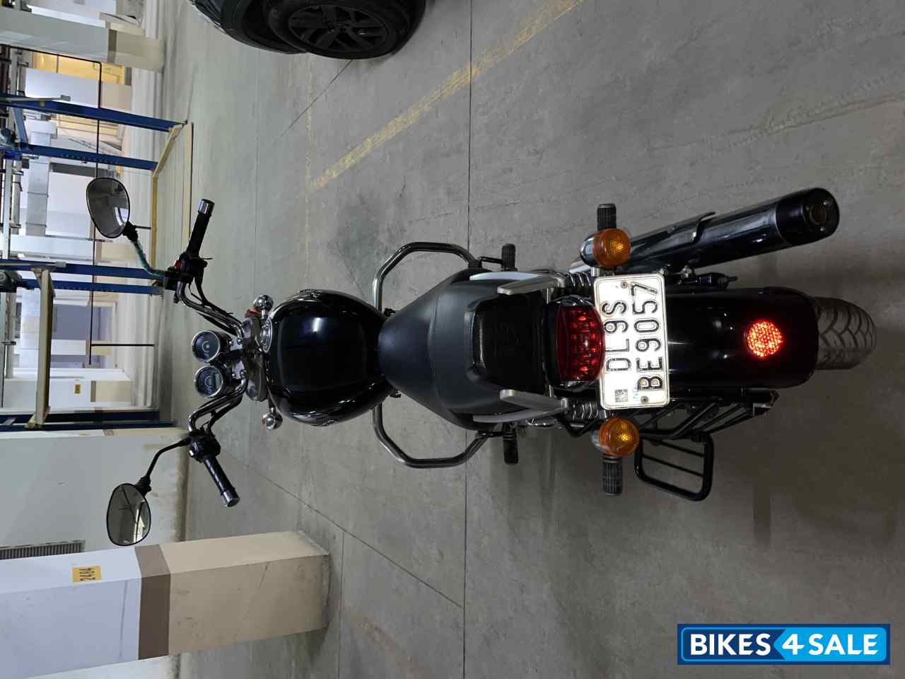 Flicker Black Royal Enfield Thunderbird 350