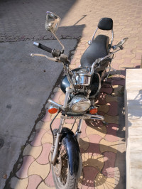 Bajaj Avenger 220 DTS-i
