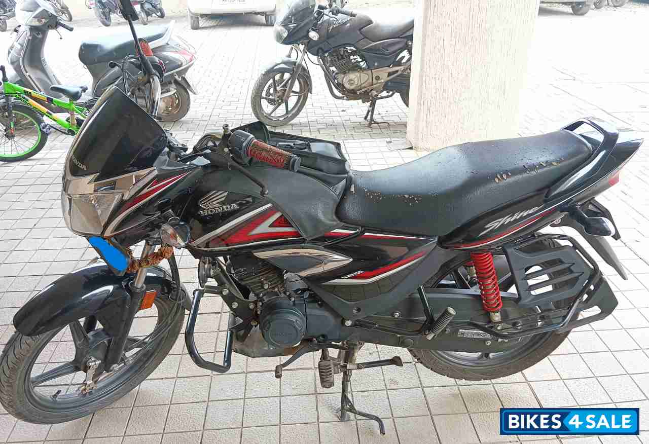 Honda Shine