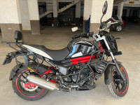 Garnet Black Mahindra Mojo 300 ABS BS6