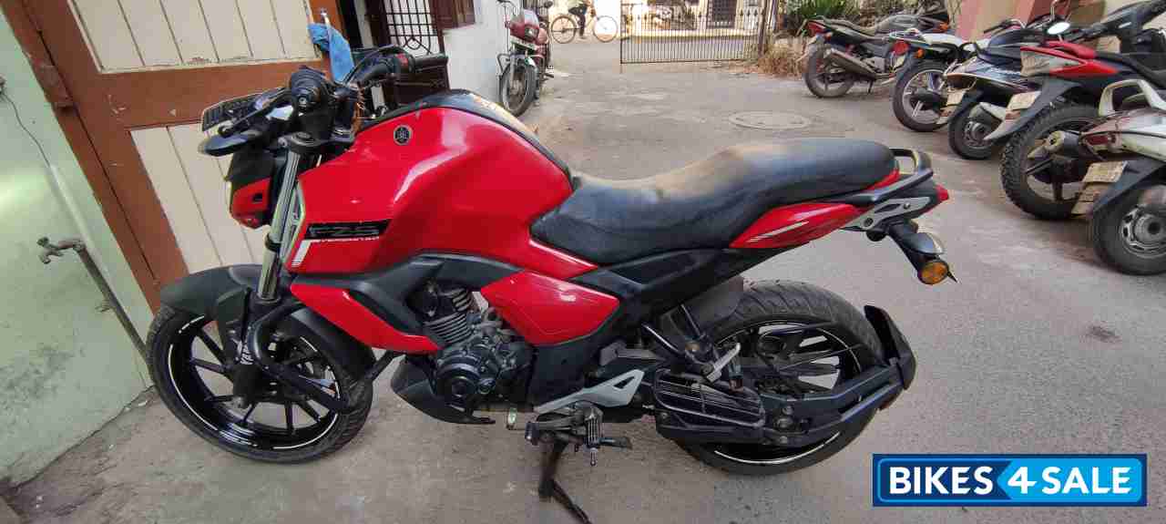 Red Yamaha FZ-S FI V3 BS6 Red Yamaha FZ-S FI V3 BS6