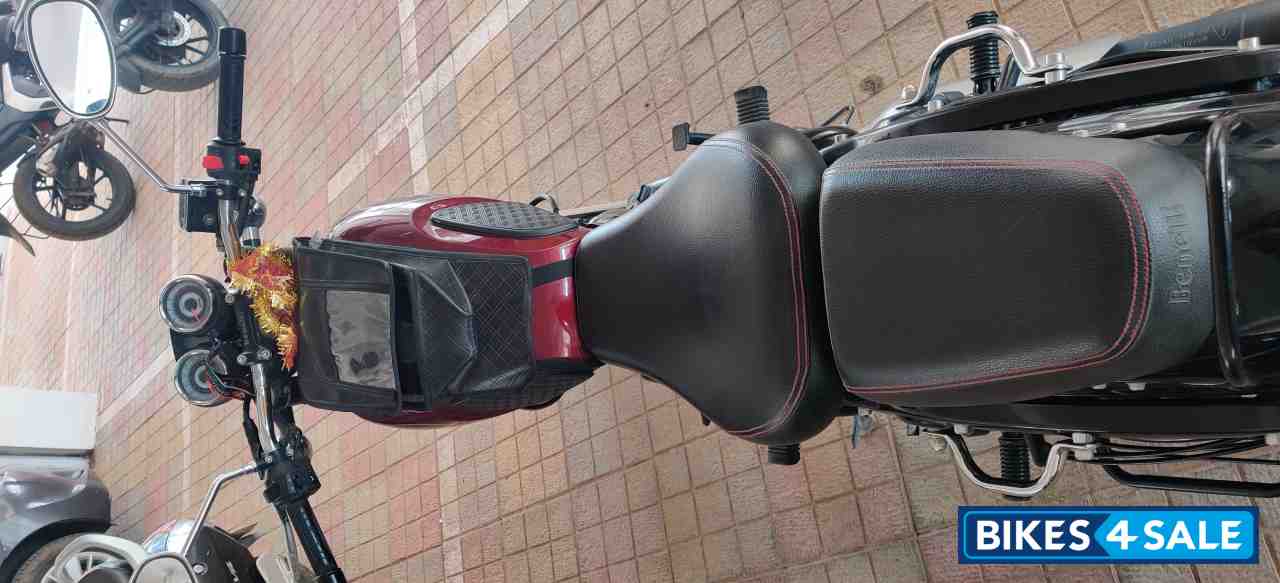 Black And Red Benelli Imperiale 400