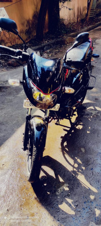 Black Bajaj Pulsar 150 Neon