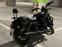 Black Harley Davidson Street 750