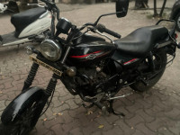 Bajaj Avenger Street 220