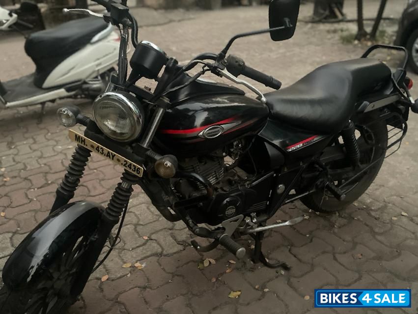 Bajaj Avenger Street 220