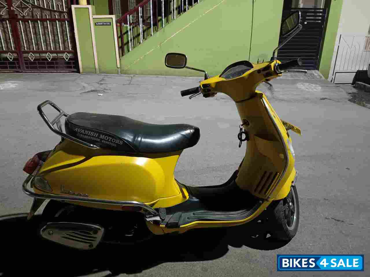 Vespa LX 125