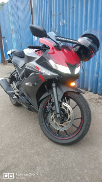 Red Yamaha YZF R15 V3