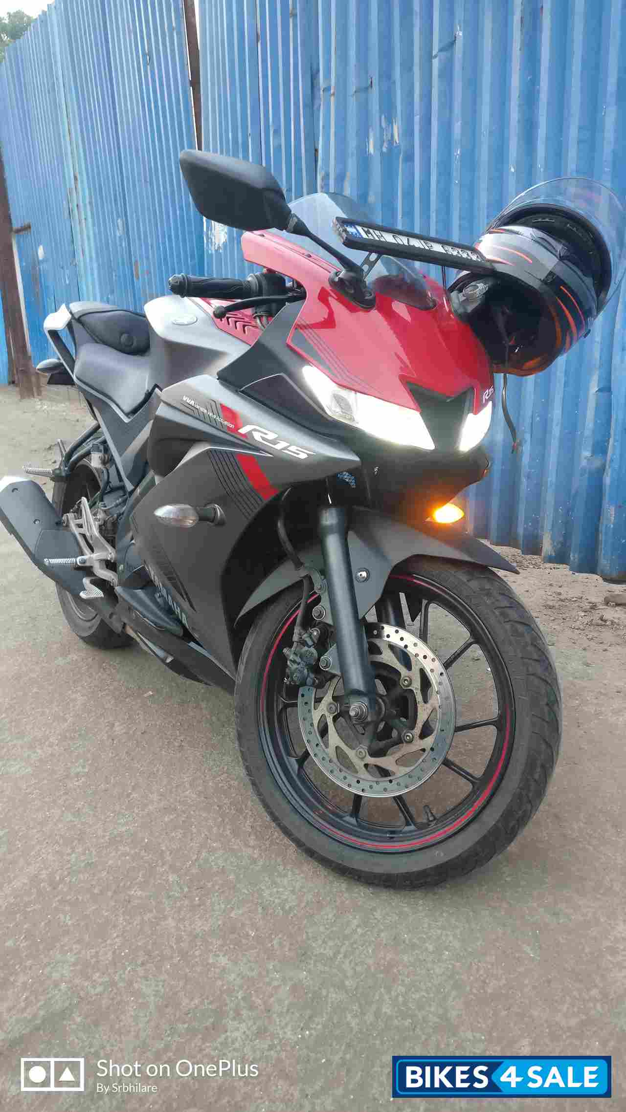 Red Yamaha YZF R15 V3 Red Yamaha YZF R15 V3