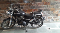 Black Royal Enfield Thunderbird 350