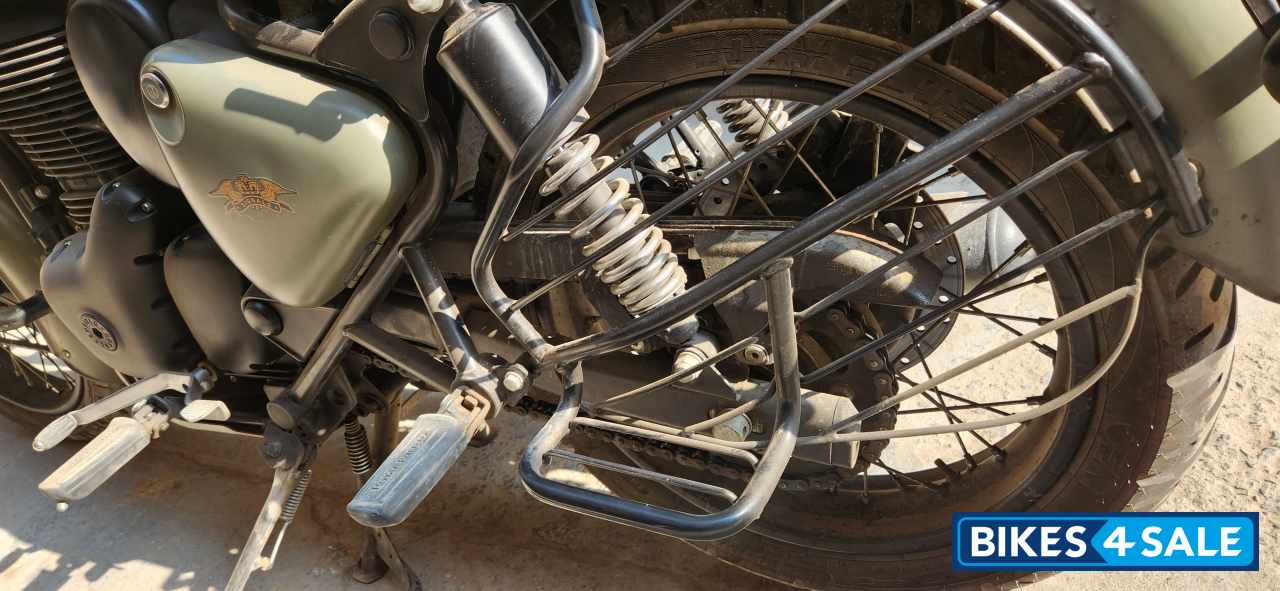 Royal Enfield Classic 350 Dual Channel BS6 Royal Enfield Classic 350 Dual Channel BS6