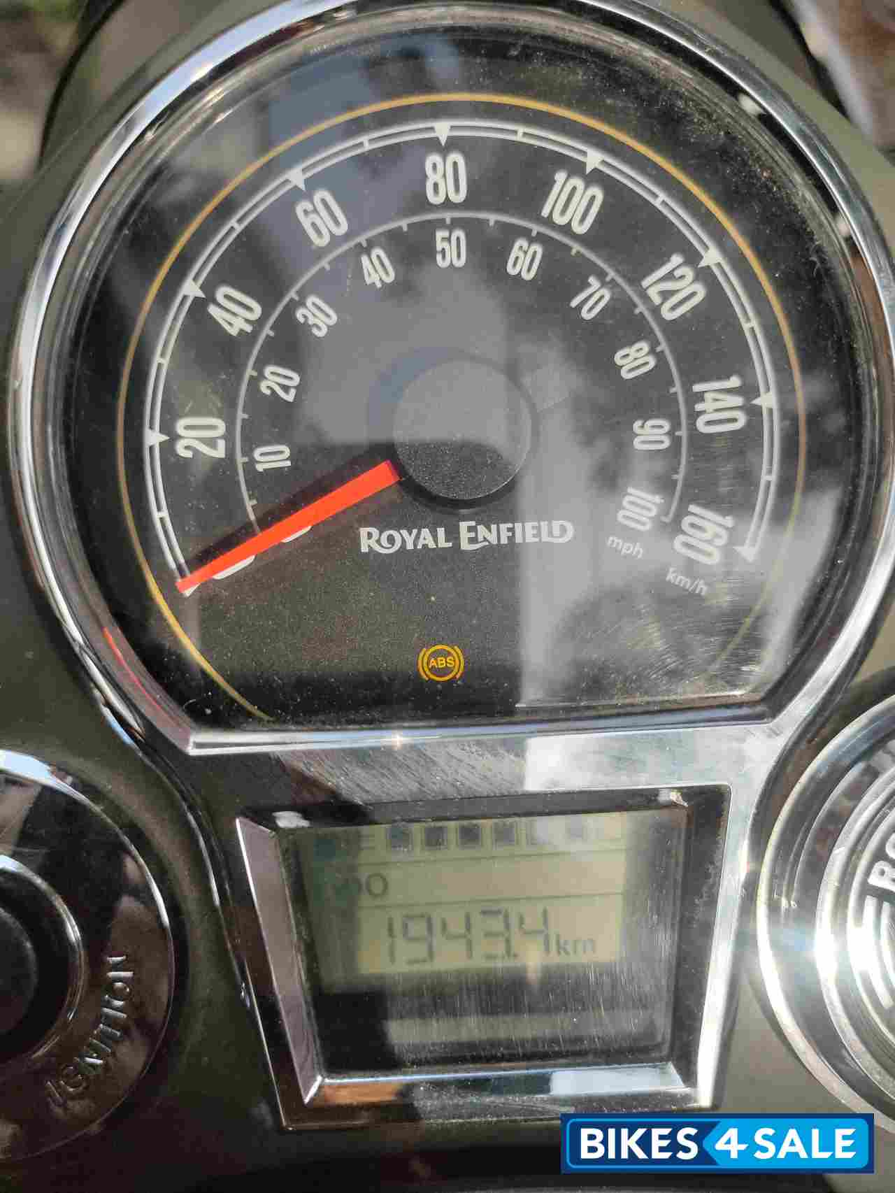 Royal Enfield Classic 350 Dual Channel BS6