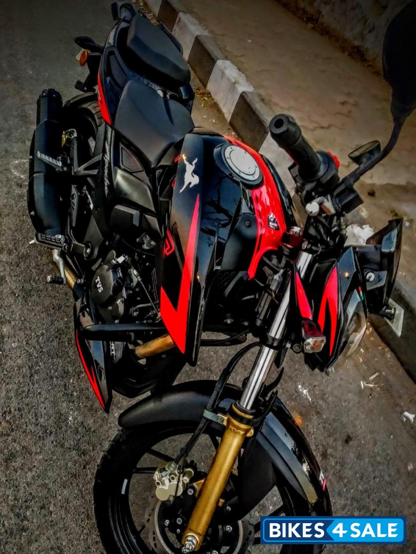 Black & Red TVS Apache RTR 200 4V ABS Race Edition 2.0