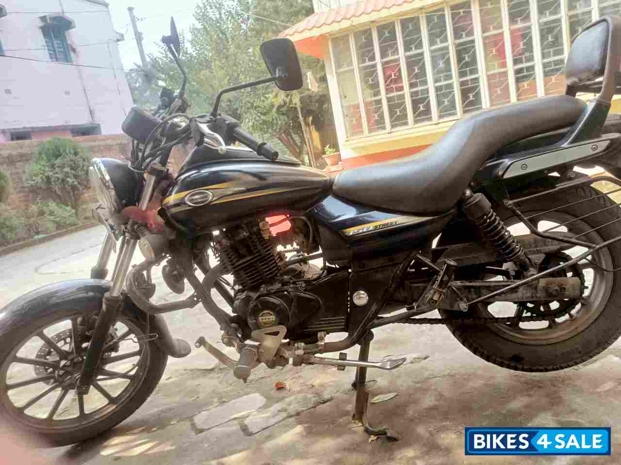 Bajaj Avenger Street 150