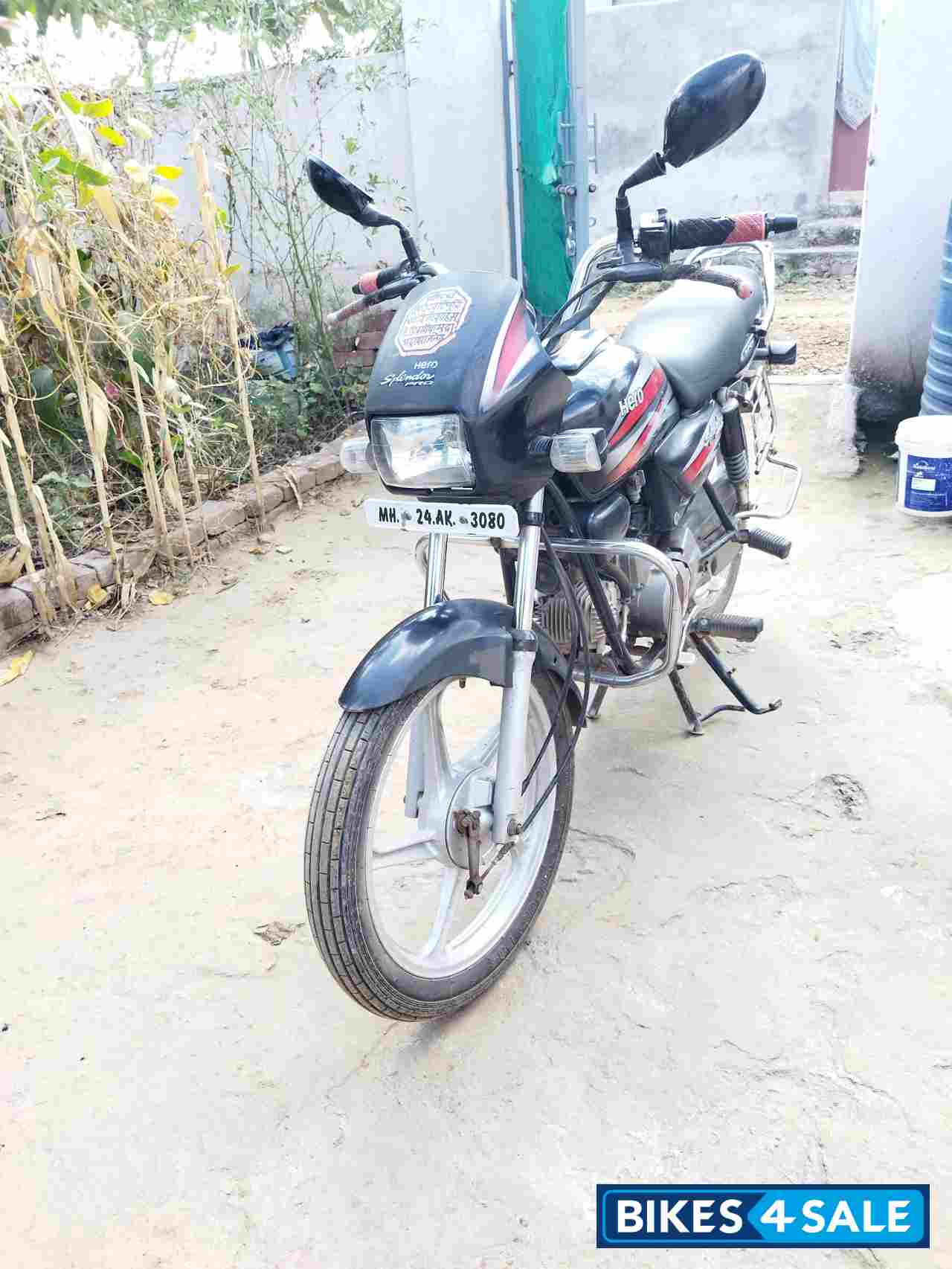 Red And Black Hero Splendor Pro