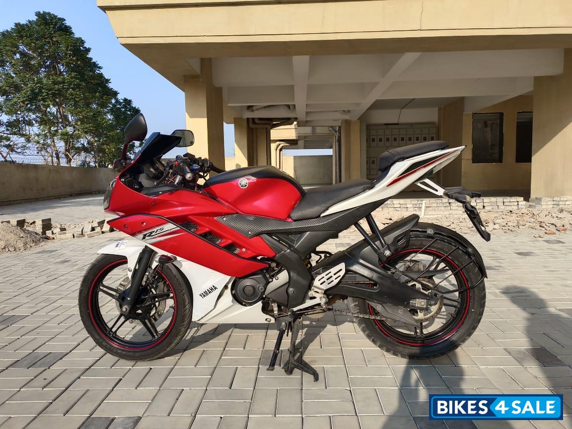 Yamaha YZF R15 V2