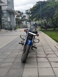 Bajaj Avenger 220 DTS-i
