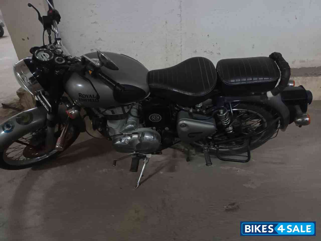 Royal Enfield Classic Gunmetal Grey