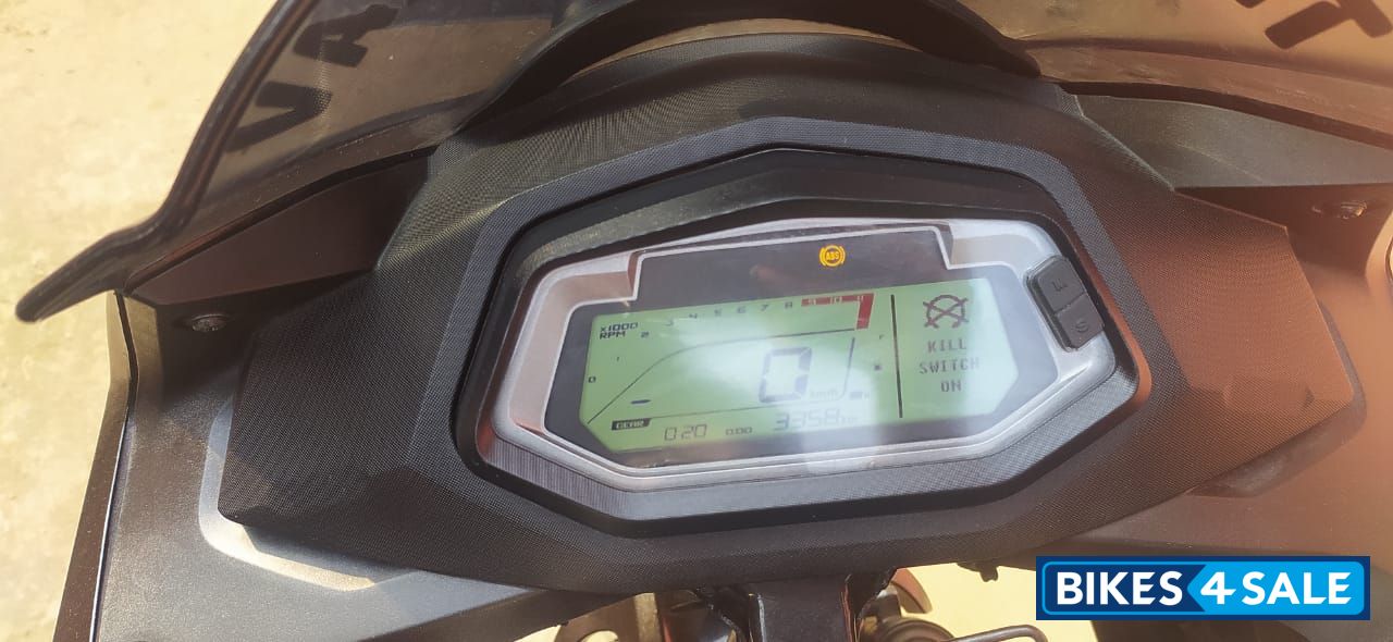 Panther Black Hero Xtreme 200S BS6