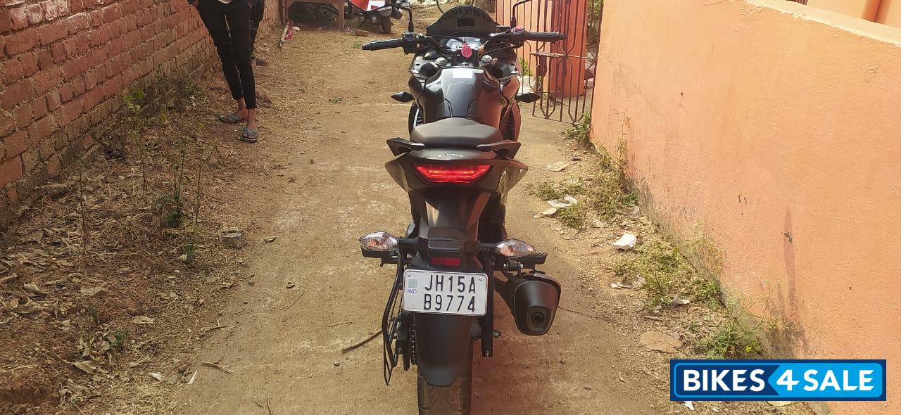 Panther Black Hero Xtreme 200S BS6