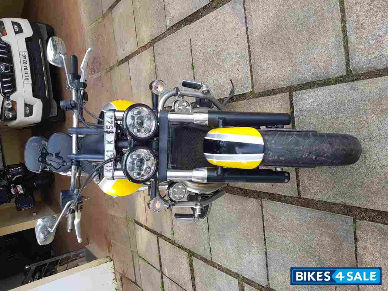 Yellow Triumph Thunderbird Yellow Triumph Thunderbird