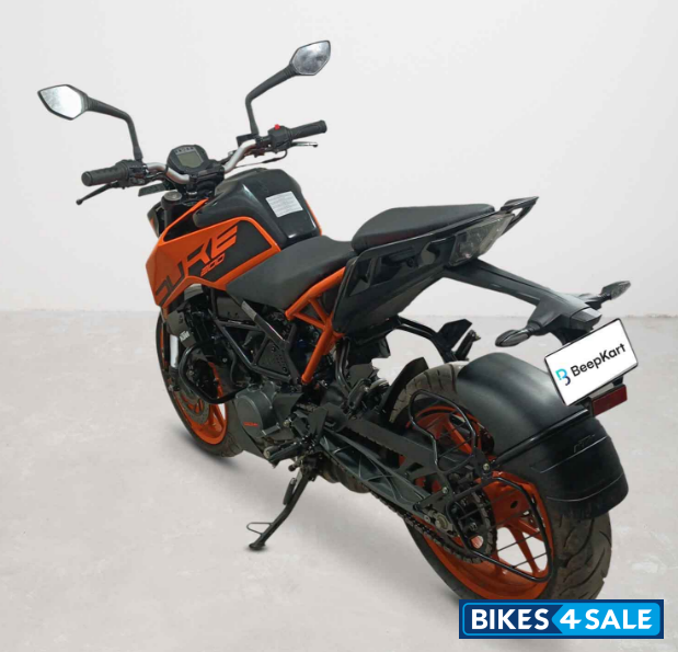 KTM Duke 200