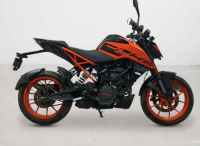 KTM Duke 200