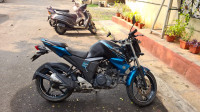 Blue Yamaha FZ FI V2