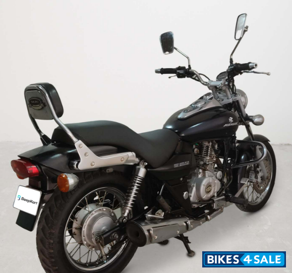 Bajaj Avenger 220 DTS-i