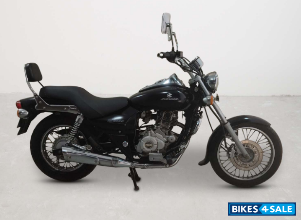 Bajaj Avenger 220 DTS-i