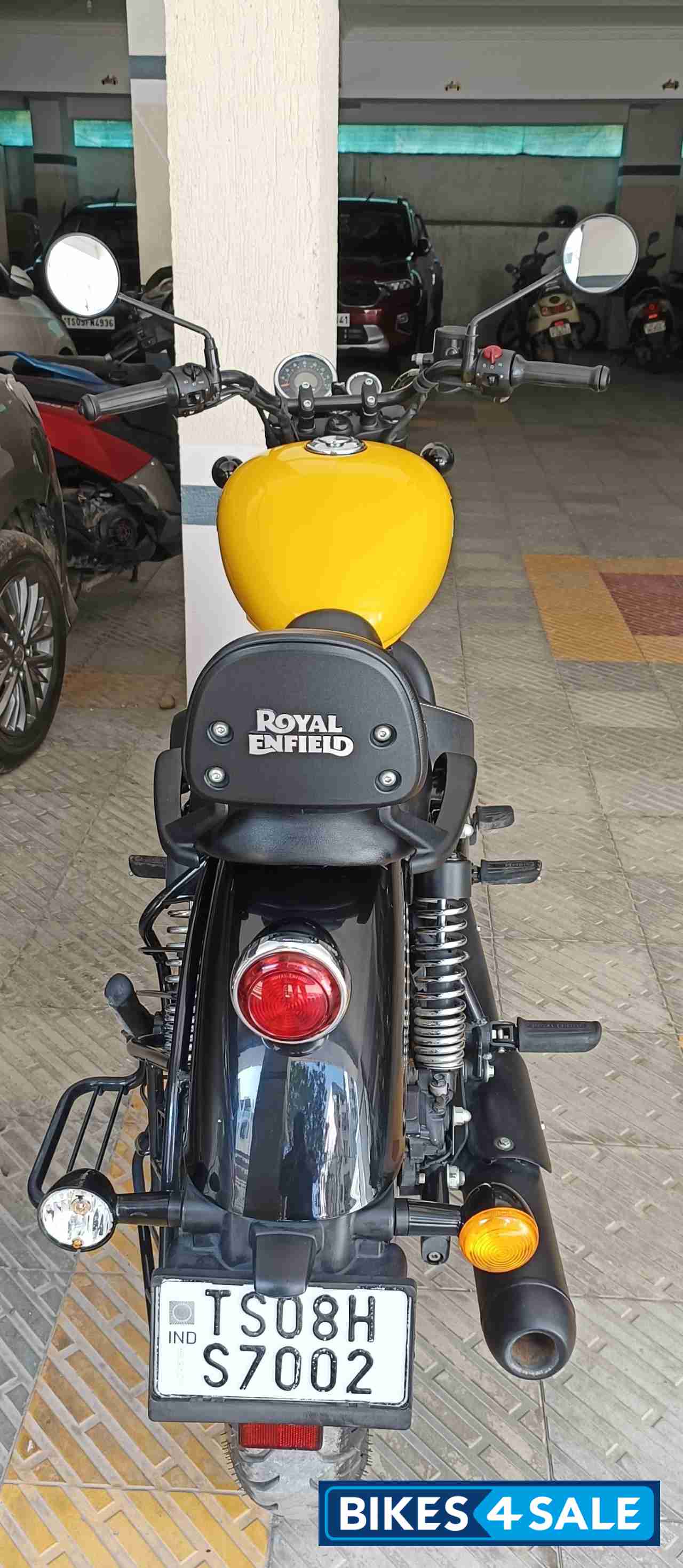 Royal Enfield Meteor 350 Fireball