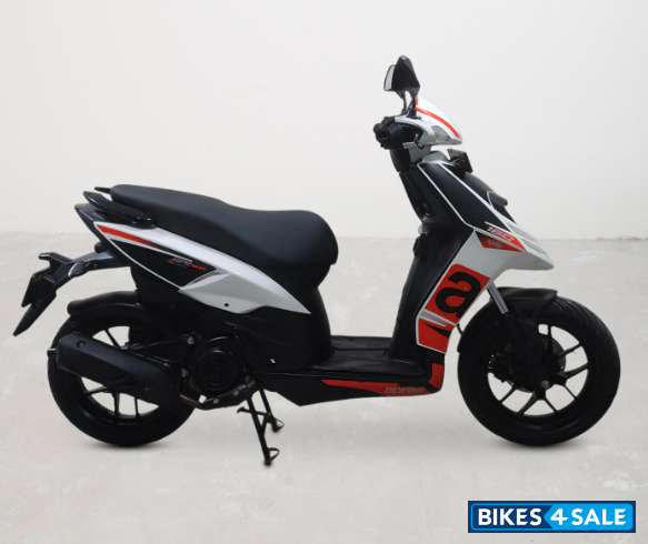 Aprilia SR 160 Std ABS