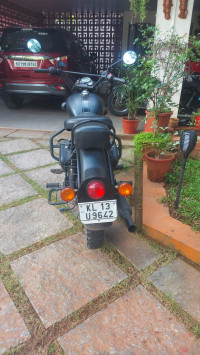 Matt Black Royal Enfield Classic Stealth Black