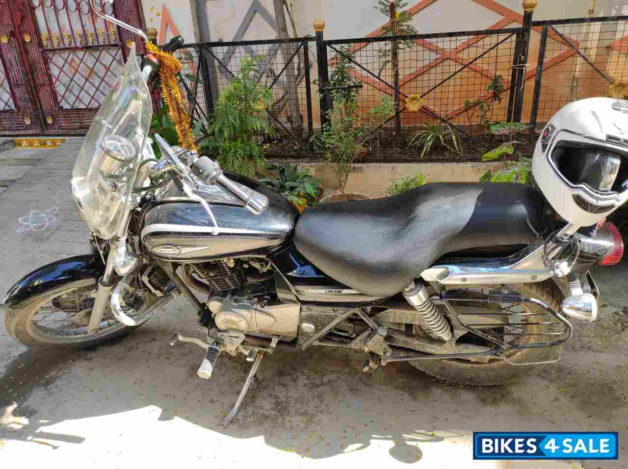 Bajaj Avenger Cruise 220