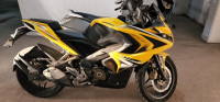 Bajaj Pulsar RS 200 ABS