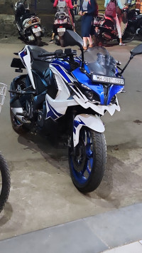Racing Blue Bajaj Pulsar RS 200
