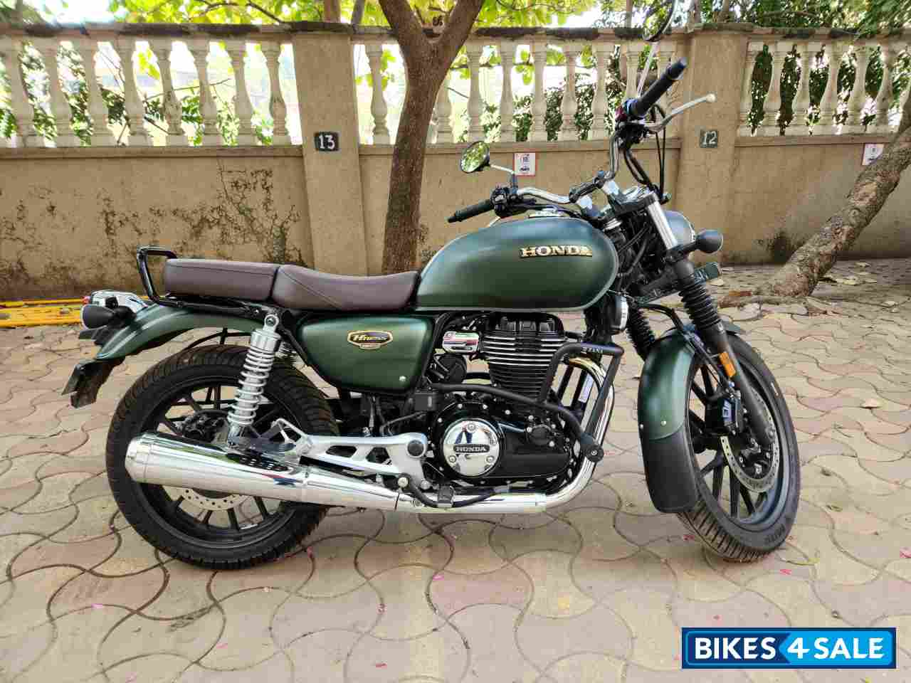 Mat Marshal Green Honda CB350RS CB350