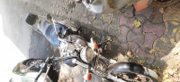 Black Bajaj Avenger 220 DTS-i