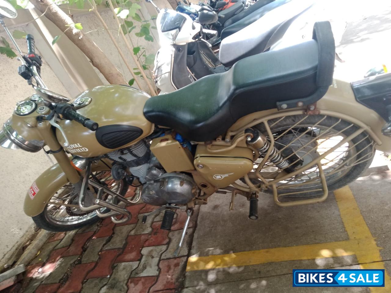 Royal Enfield Classic Desert Storm