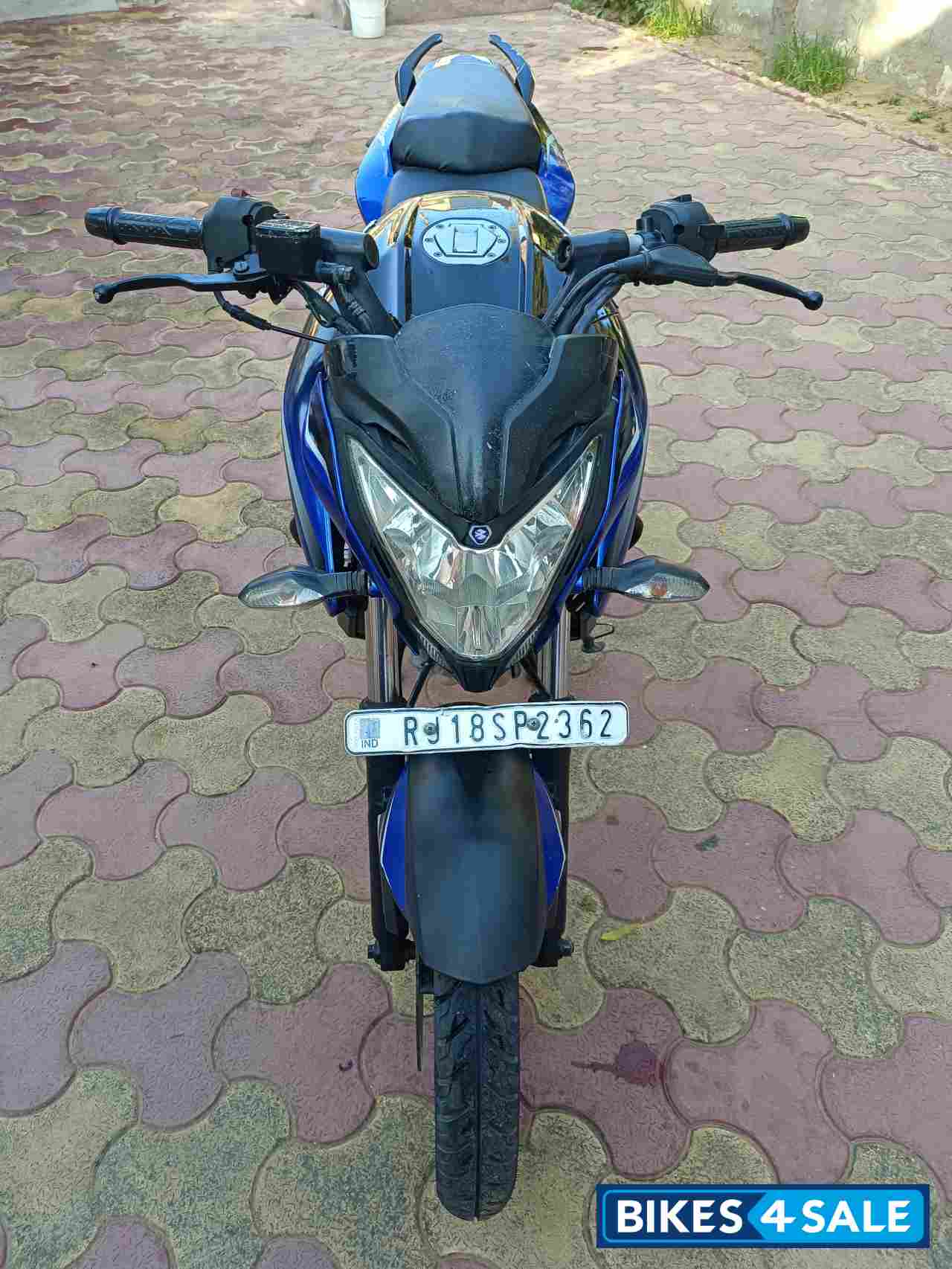 Blue Nd Black Bajaj Pulsar 200 NS