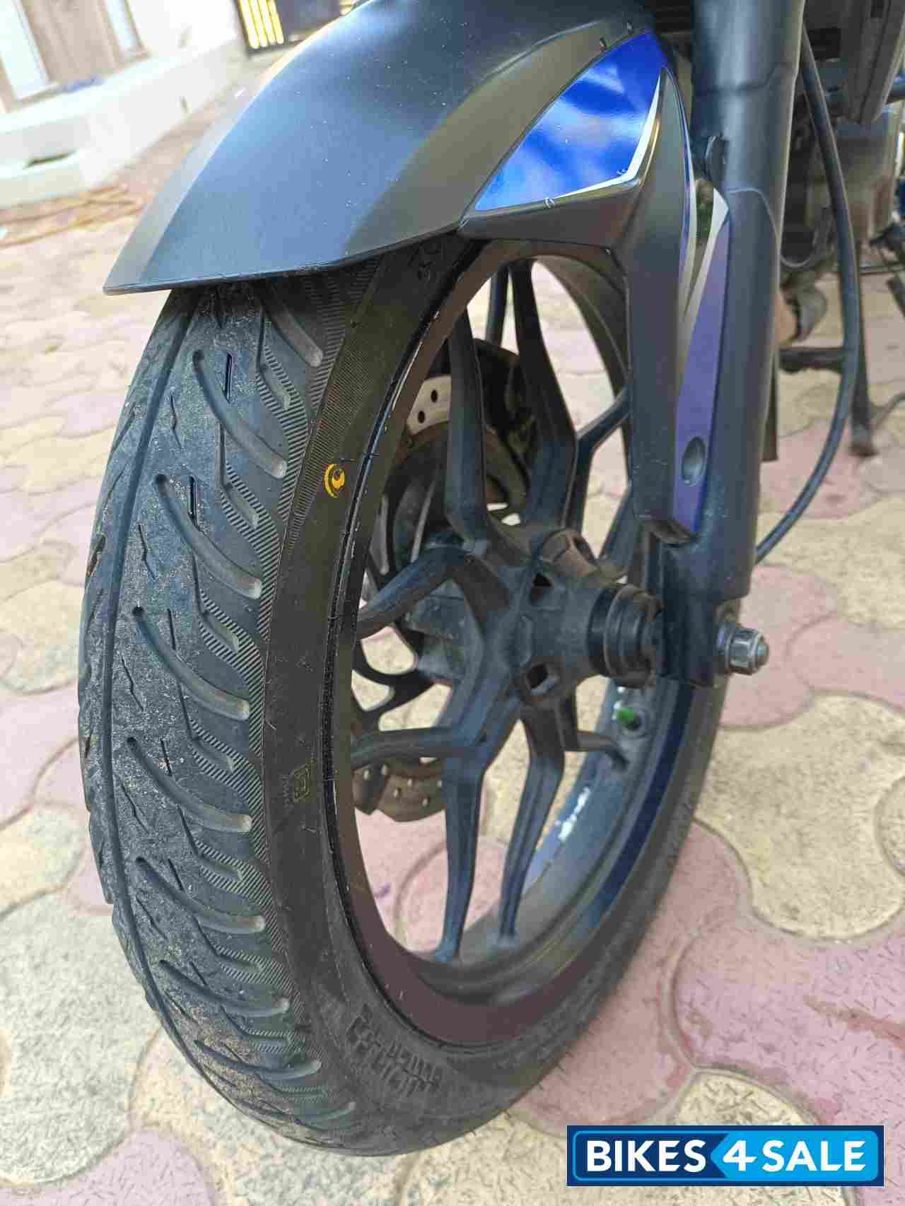Blue Nd Black Bajaj Pulsar 200 NS