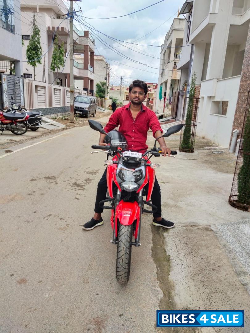 Red TVS Apache RTR 160 4V BS6