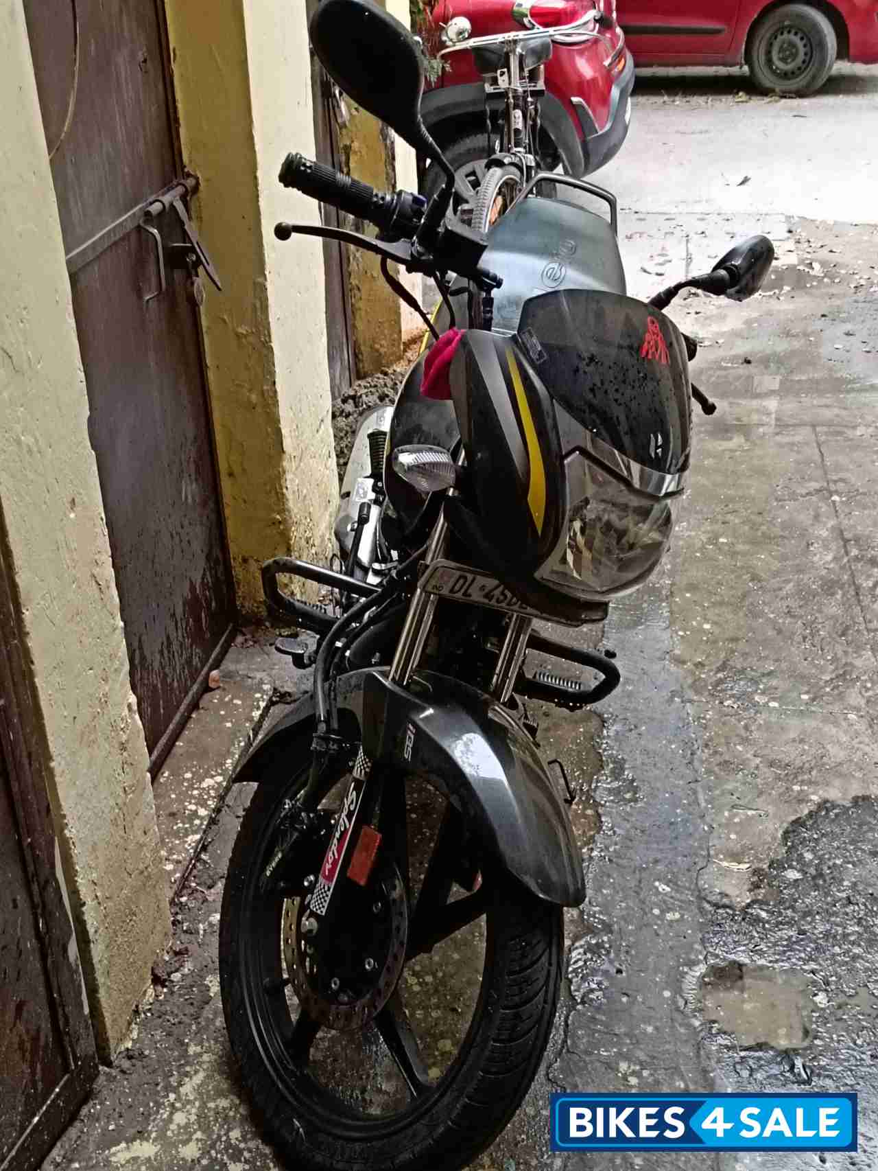 Black With Yellow Hero Super Splendor IBS