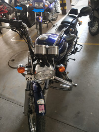 Blue Royal Enfield Thunderbird 350