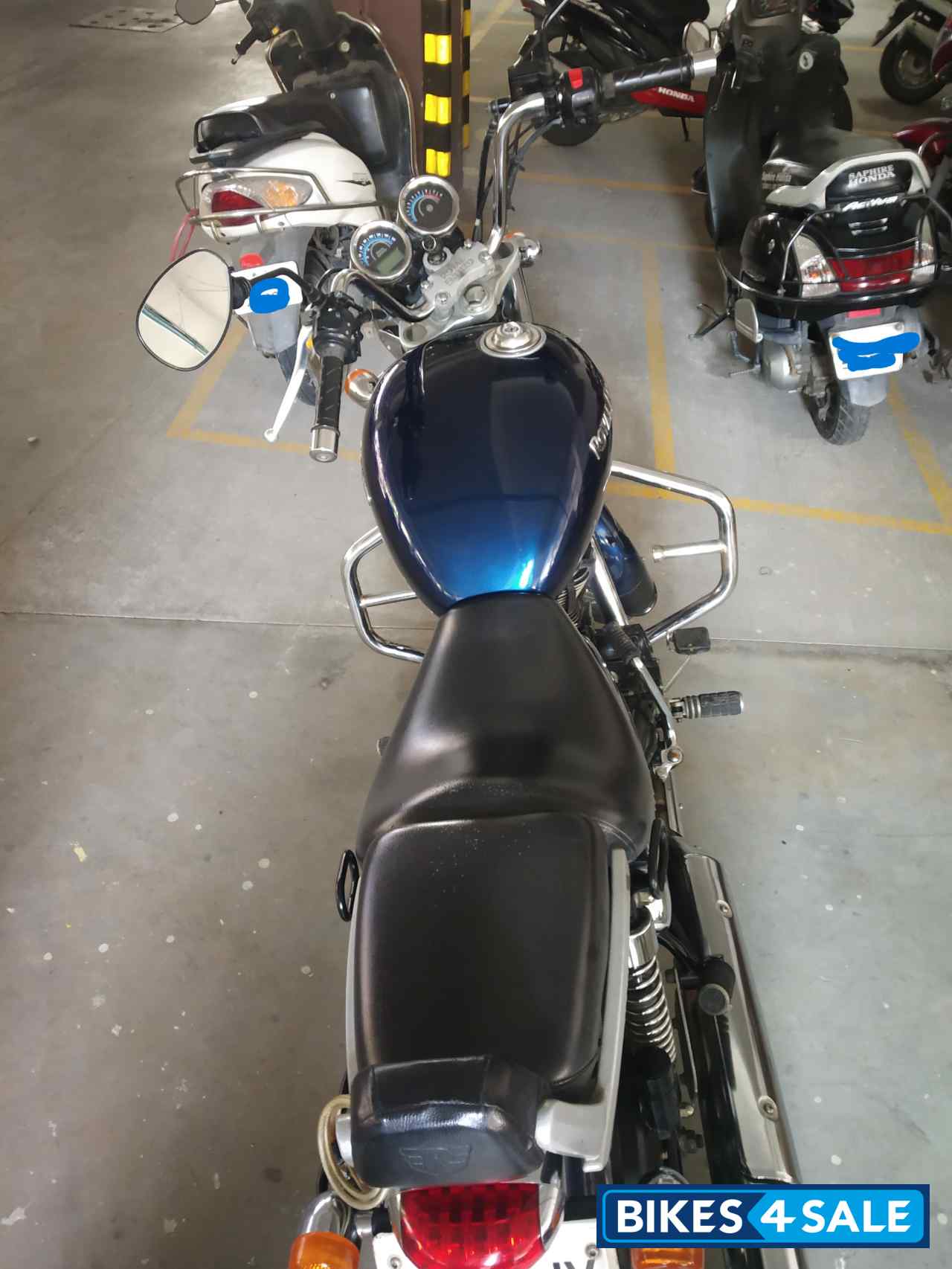 Blue Royal Enfield Thunderbird 350