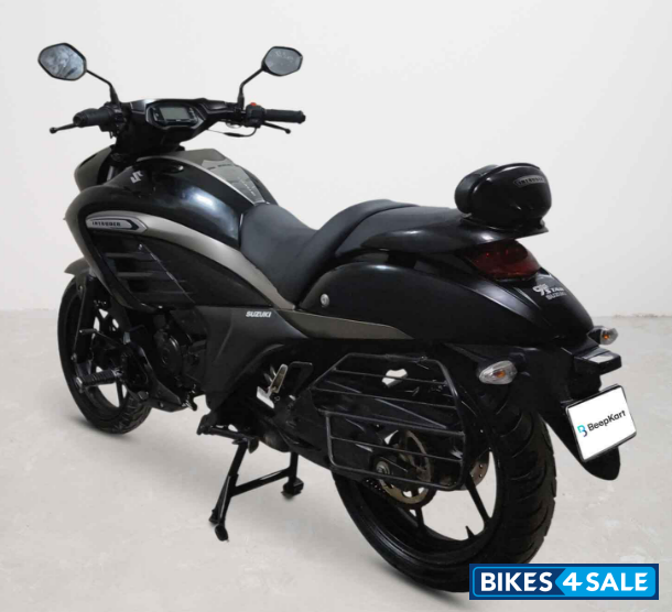 Suzuki Intruder 150