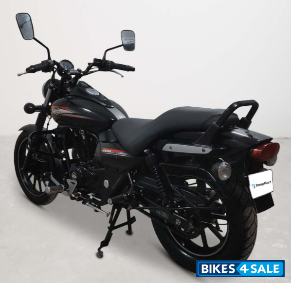 Bajaj Avenger Street 220
