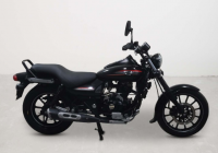 Bajaj Avenger Street 220