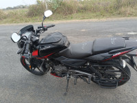 Ebony Blk Red Dkl Bajaj Pulsar 180 DTSi