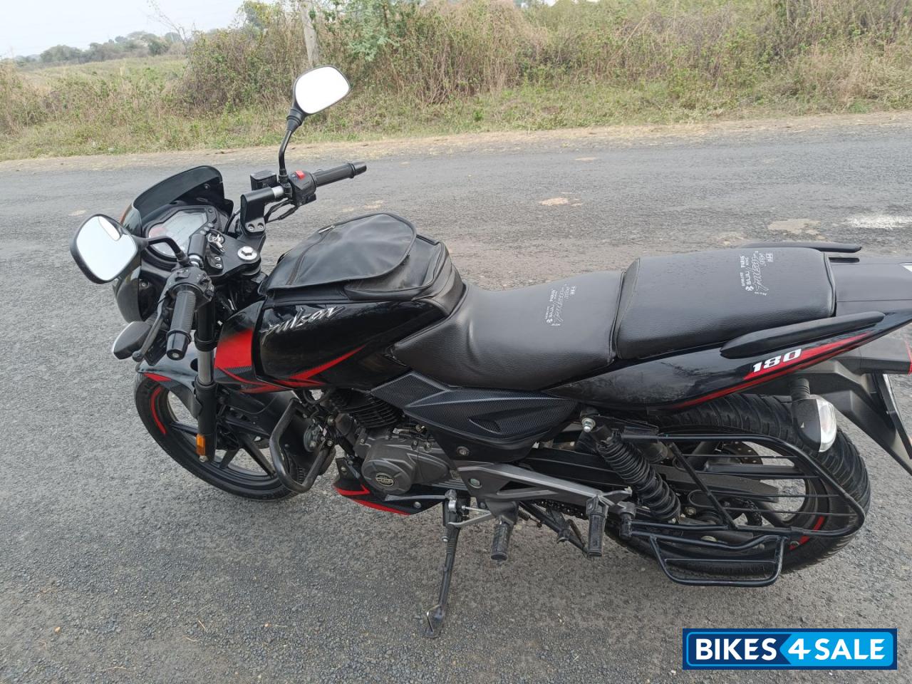 Ebony Blk Red Dkl Bajaj Pulsar 180 DTSi